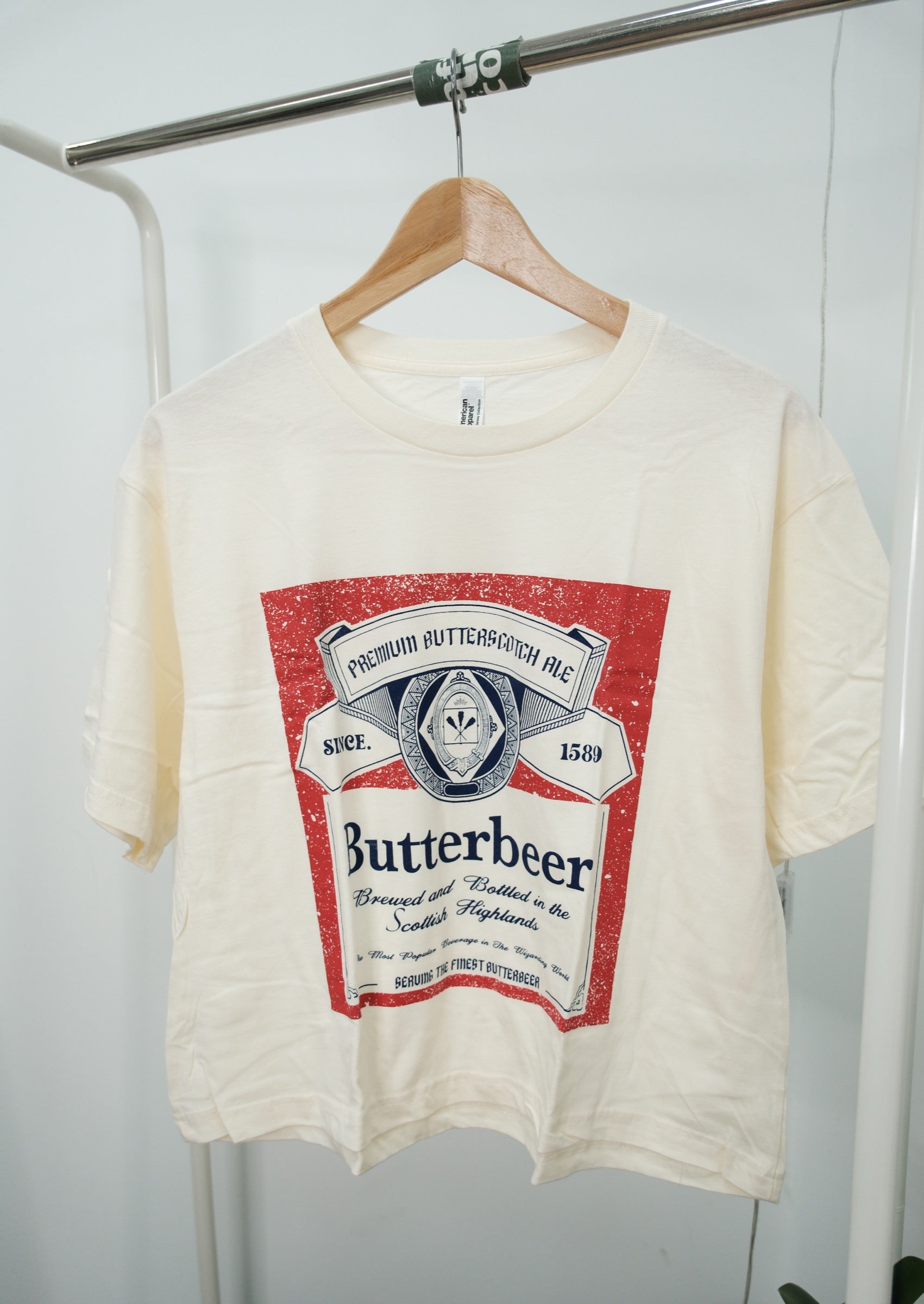 New Magic Ale Crop Tee (L) - Cream